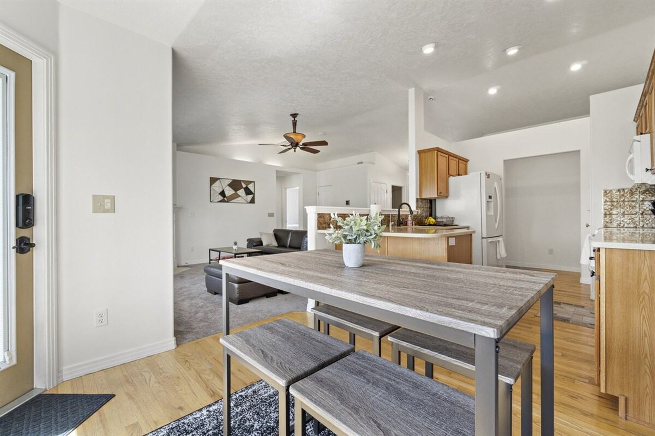 9297 W Calico St #1308980P - Photo 2 of 37