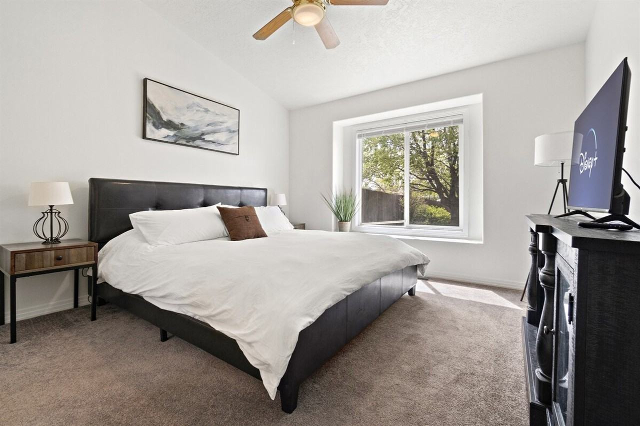 9297 W Calico St #1308980P - Photo 5 of 37