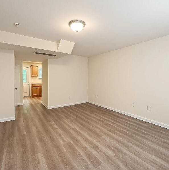 1448 Nottingham Rd - Photo 5 of 18