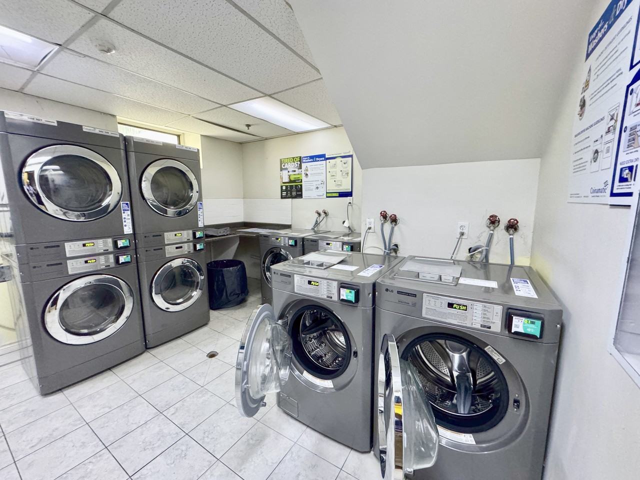 88 Wellesley - Photo 3 of 4