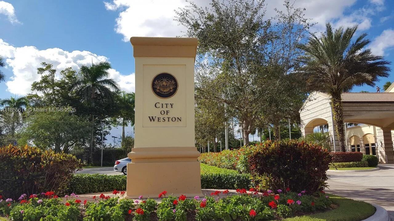 1205 Canary Island Drive - Photo 5 of 16