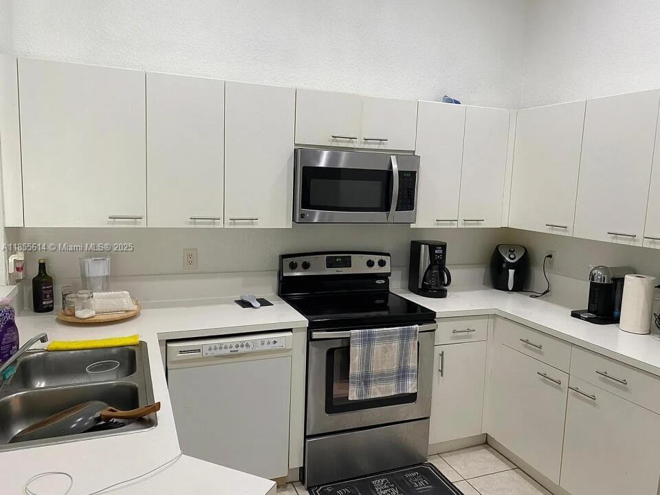 1205 Canary Island Drive - Photo 6 of 16