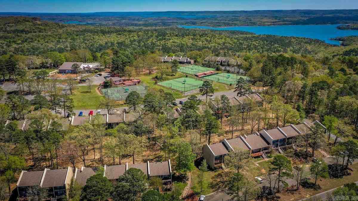 601 Dave Creek Pkwy - Photo 3 of 21