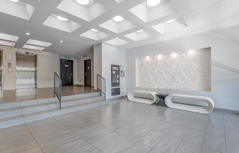 580 THE EAST MALL - Photo 3 of 6