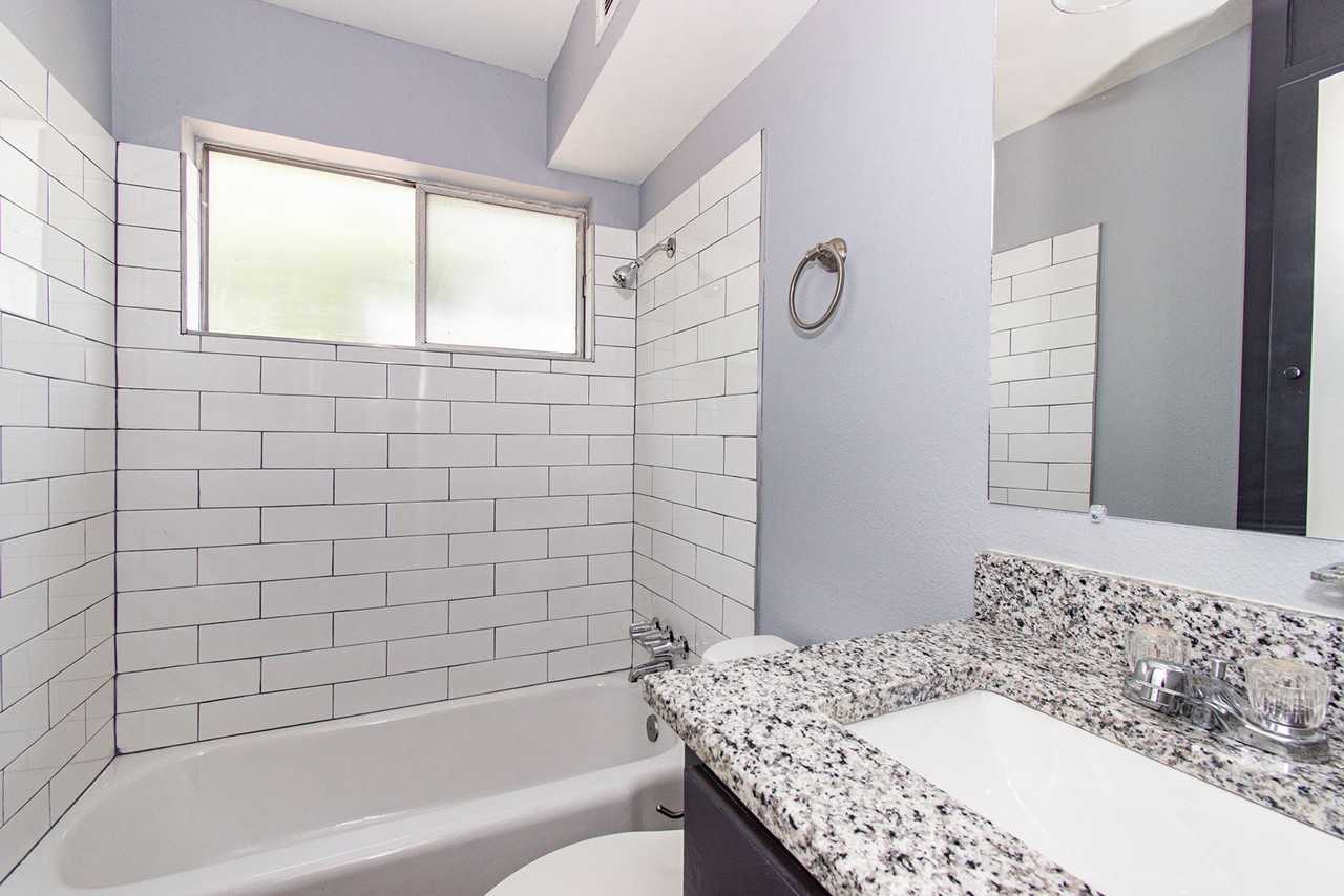 WESLEY.4320 - Photo 2 of 16