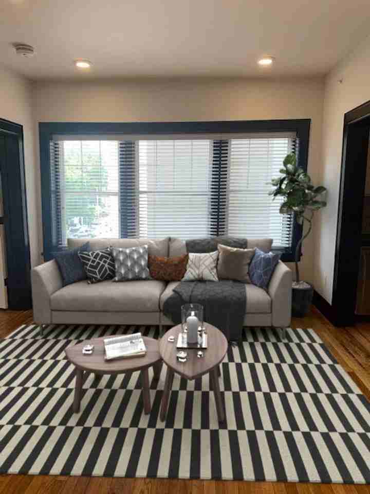 Colonial Hotel Apartments - Photo 2 of 50