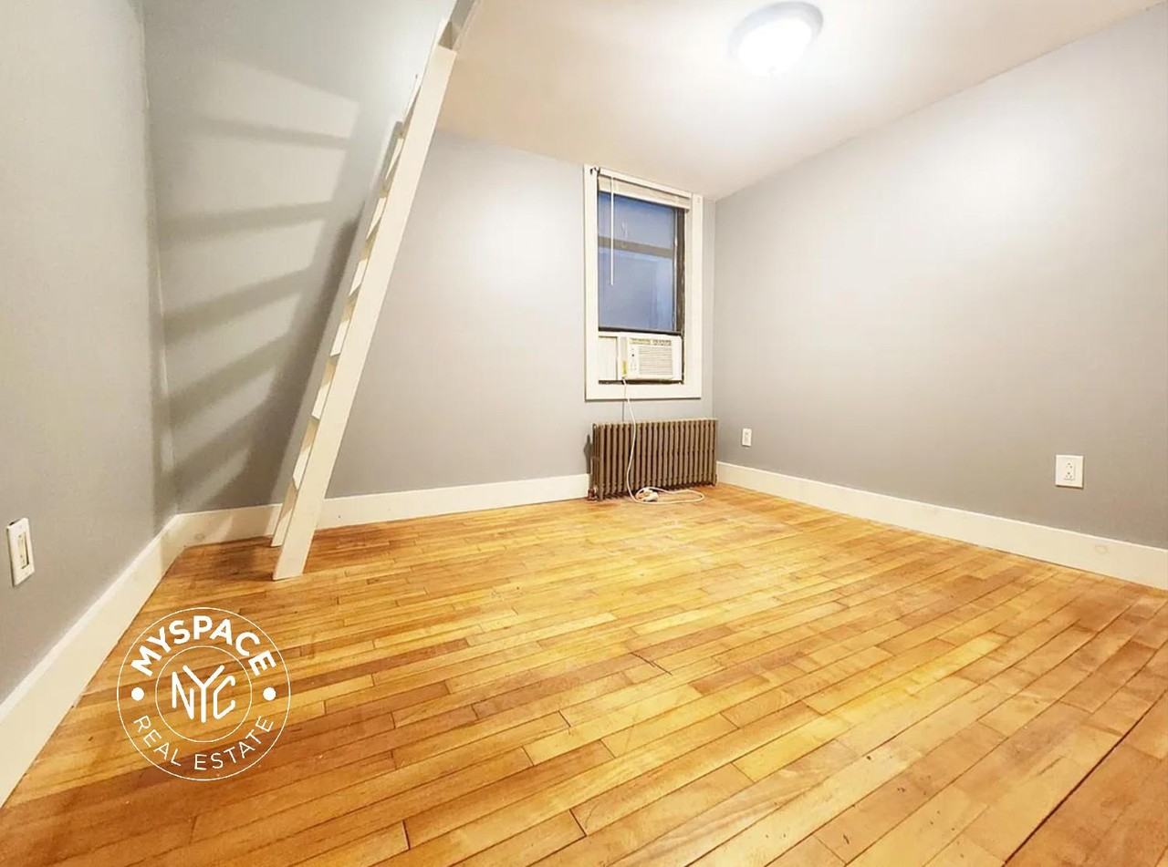 190 Wilson Ave #1B - Photo 7 of 15