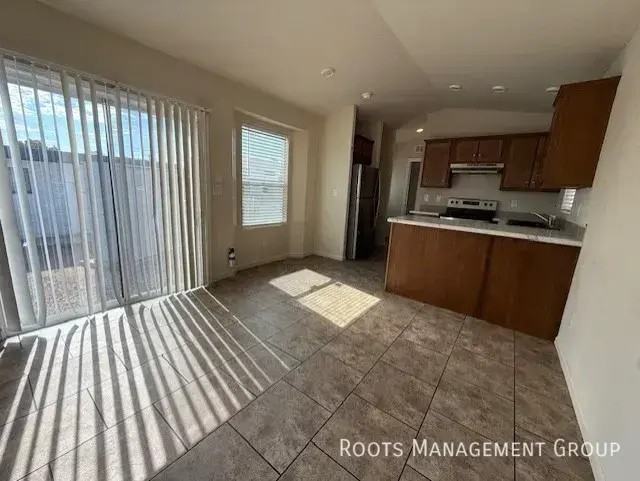 5344 S Park Ave #21A - Photo 4 of 34