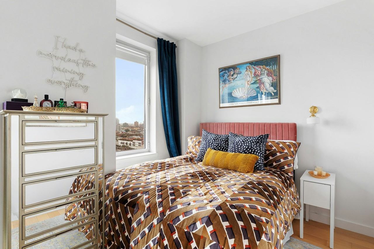 22 N 6th St #25I - Photo 4 of 11