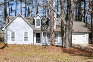943 Pine Ridge Dr - Photo 1 of 1