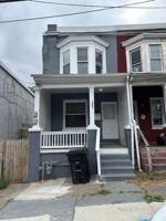 featured image of 442 Crescent St