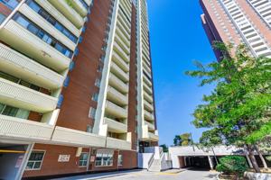 featured image of 1 Massey Sq