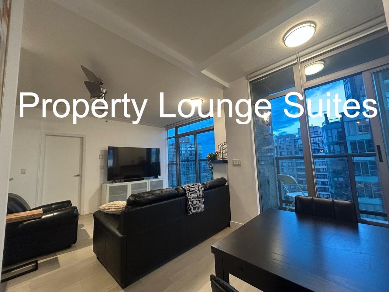 928 Richards Street - Photo 4 of 20