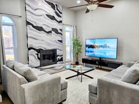 4221 N Cliff Dr - Photo 1 of 1