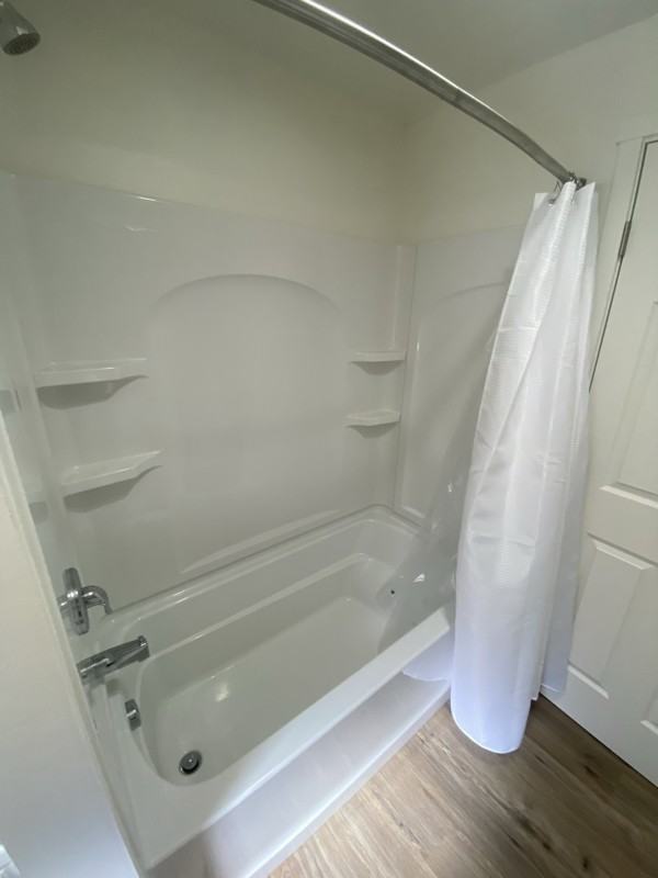 906 S 42nd Ave #F - Photo 3 of 20