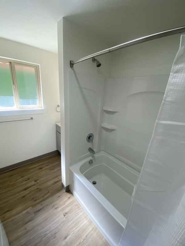 906 S 42nd Ave #F - Photo 4 of 20