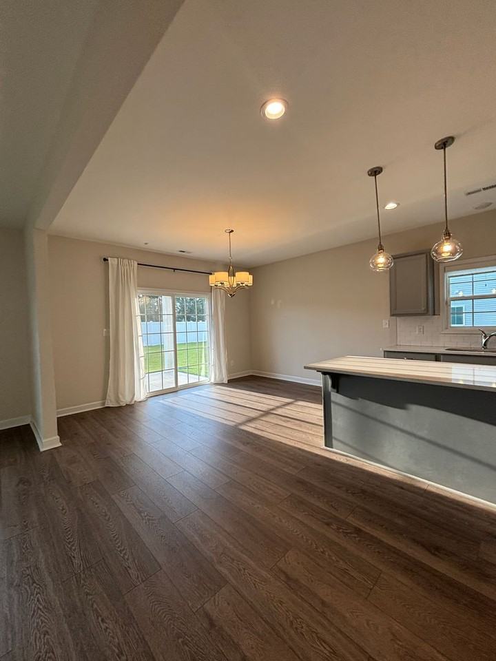 4716 Scenic Pines Dr - Photo 5 of 31