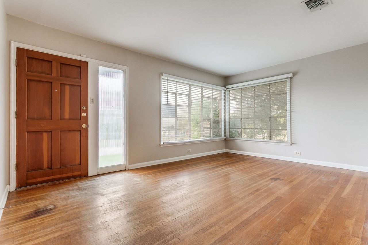 503 Blakeley Dr - Photo 3 of 27