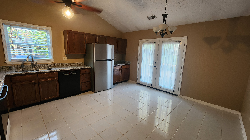 4909 Denmoor Ct - Photo 3 of 13