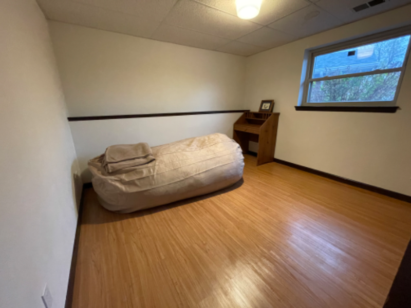 180 Yank Court - Photo 3 of 8