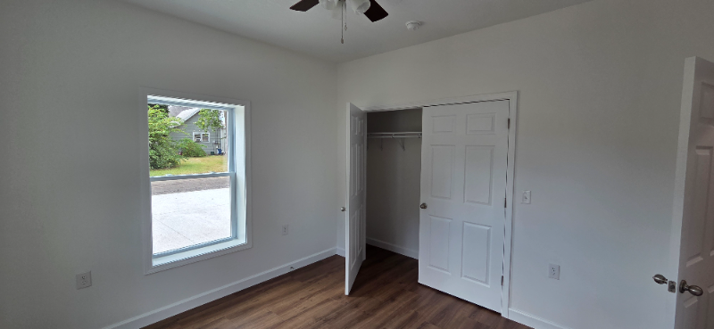 1235 Perry St #A - Photo 7 of 9