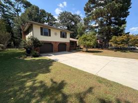 11206 Woodcrest Dr Se - Photo 1 of 1