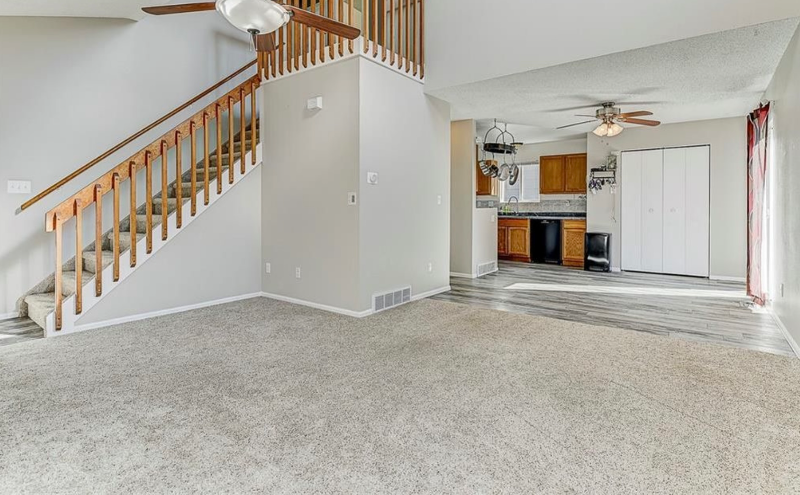 4540 Borden Drive - Photo 2 of 20