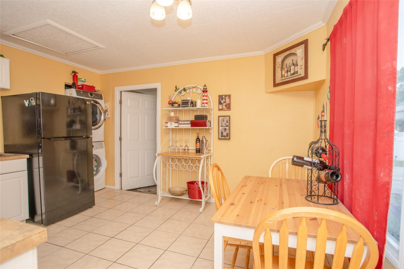 1001 57th Avenue North - Photo 5 of 20