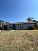 2420 Poplar St - Photo 1 of 1