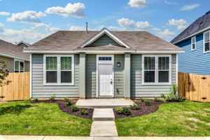 featured image of 1628 Arbor Knot Dr