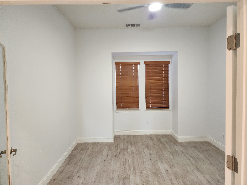 1168 Pimento Dr - Photo 3 of 20