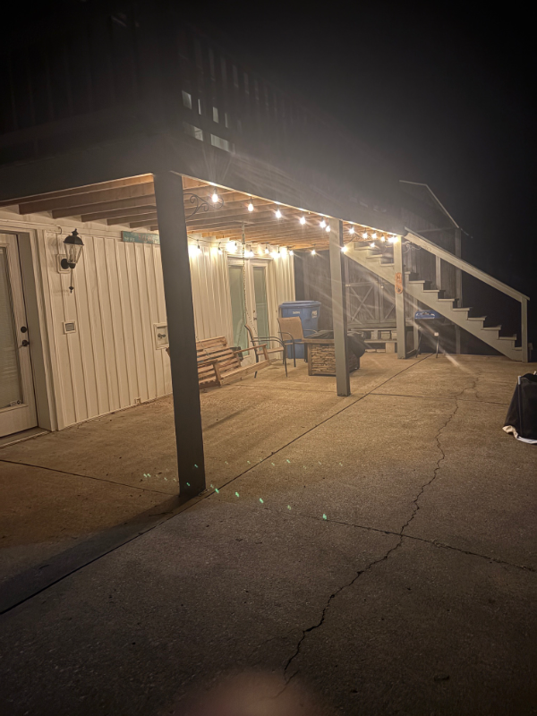 357 Bayview Dr - Photo 2 of 17