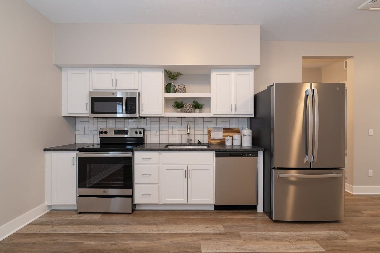 Murray's Flats - Photo 3 of 12