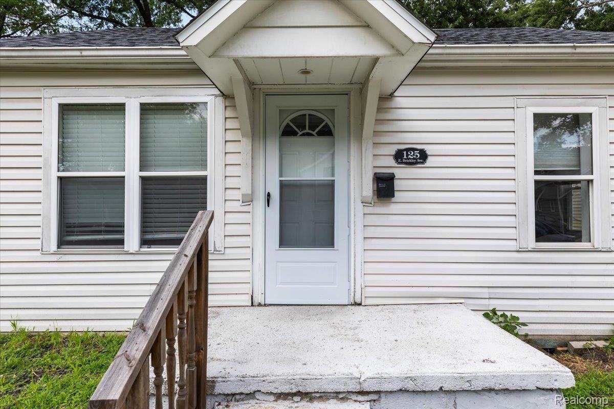 125 E Brickley Ave #NA - Photo 4 of 23