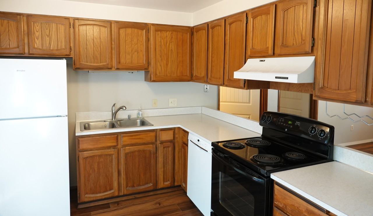 4101 Park Dr Sw #B - Photo 3 of 10