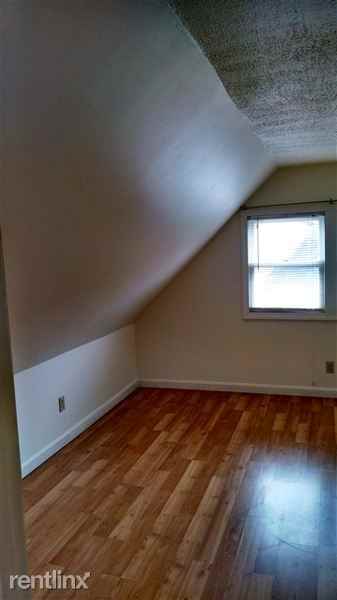 214 Sawyers Crossing Rd - Photo 2 of 14