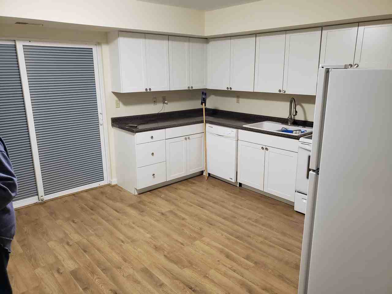 127 Park Pl #2 - Photo 3 of 5
