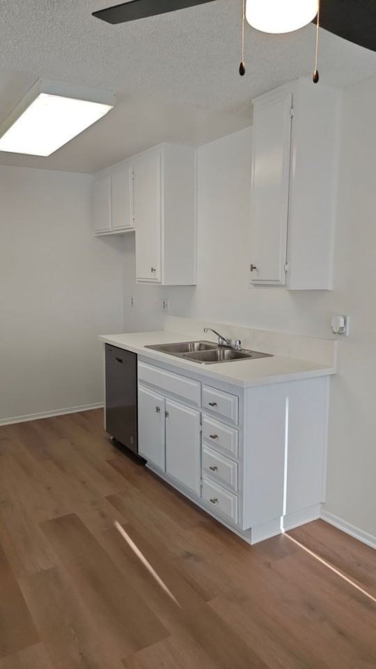 087 - Villa Monaco Apartments - Photo 5 of 25