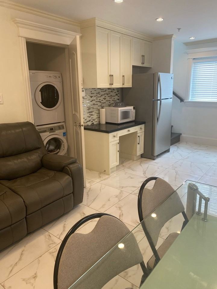 6505 Vivian Street - Photo 2 of 9