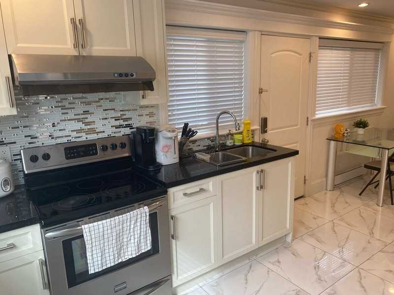 6505 Vivian Street - Photo 3 of 9