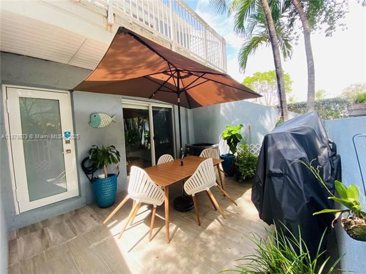 798 798 Crandon Blvd th 57B - Photo 2 of 20