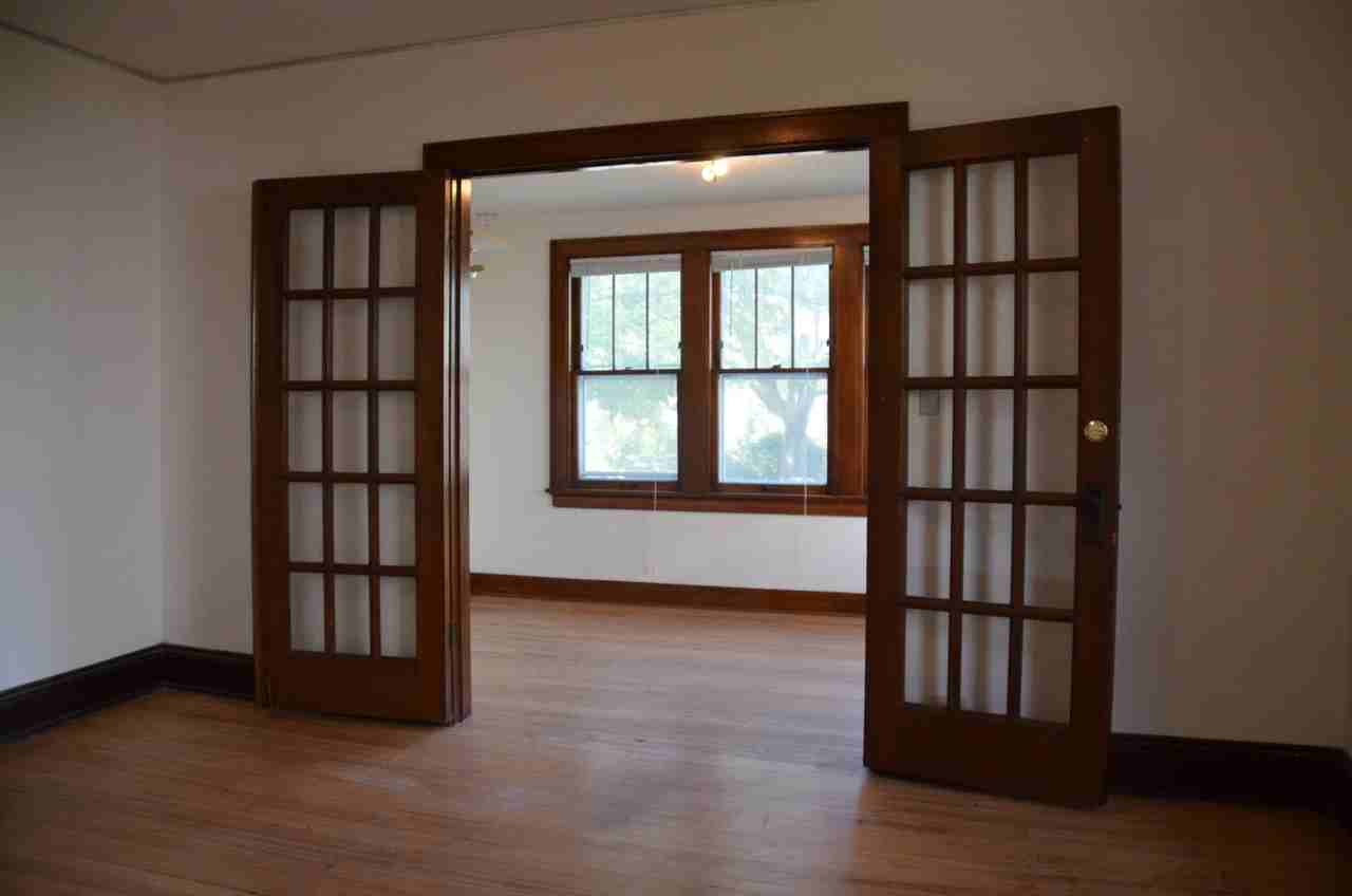 935 Vilas Ave - Photo 5 of 15