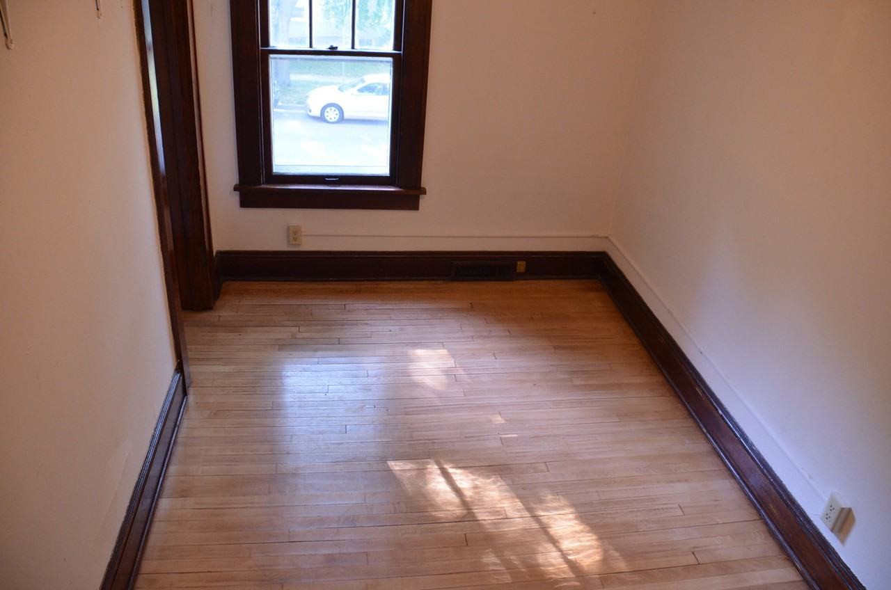 935 Vilas Ave - Photo 7 of 15