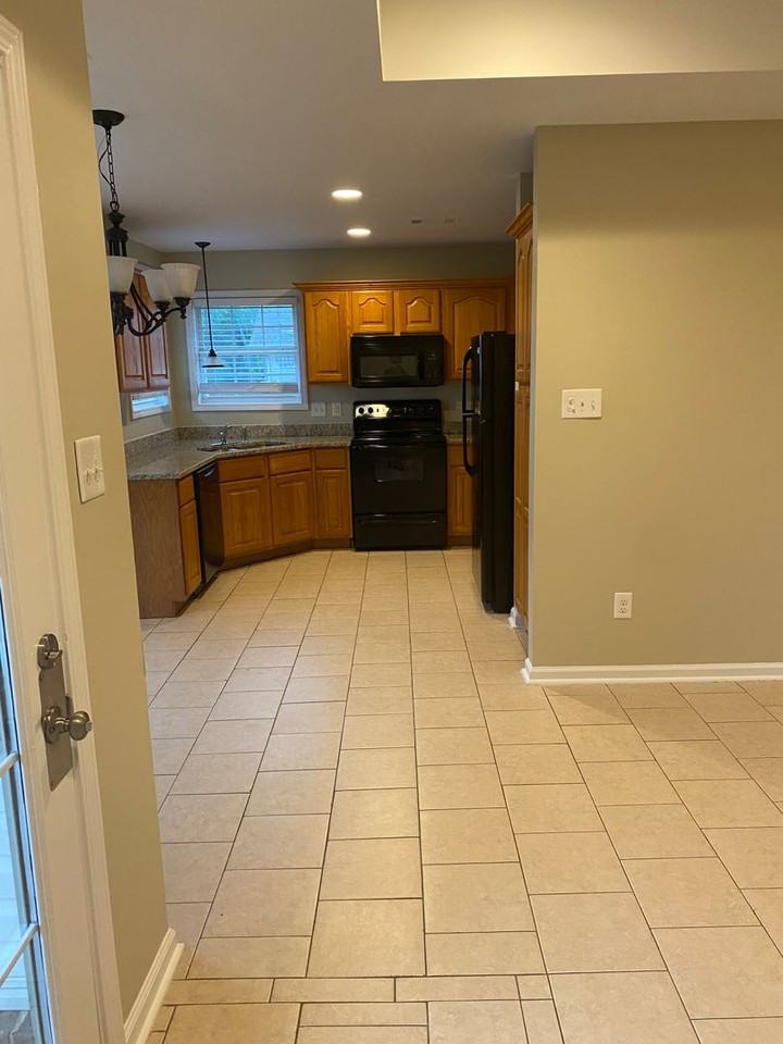 186 County Road 418 - Photo 3 of 17