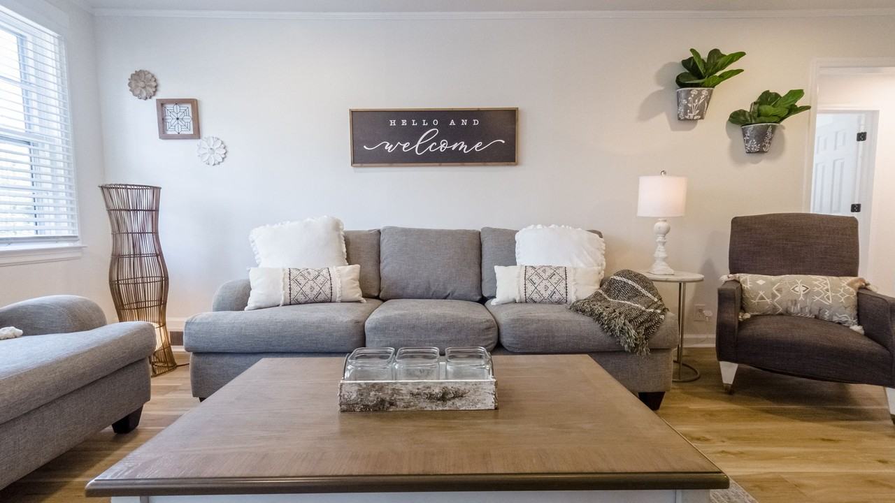 1421 Colin Kelly Dr - Photo 7 of 42