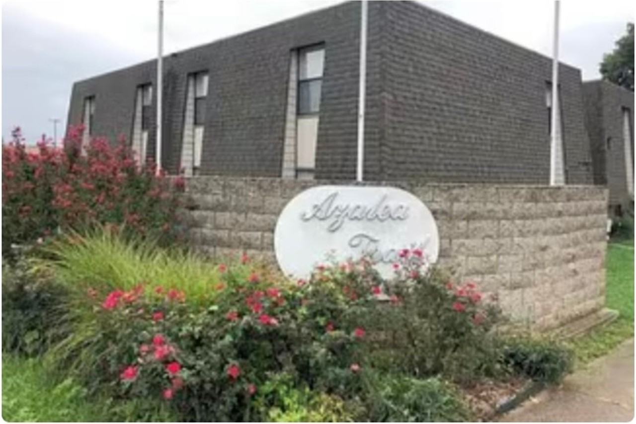 Azalea Trail Apartments - Photo 2 of 16