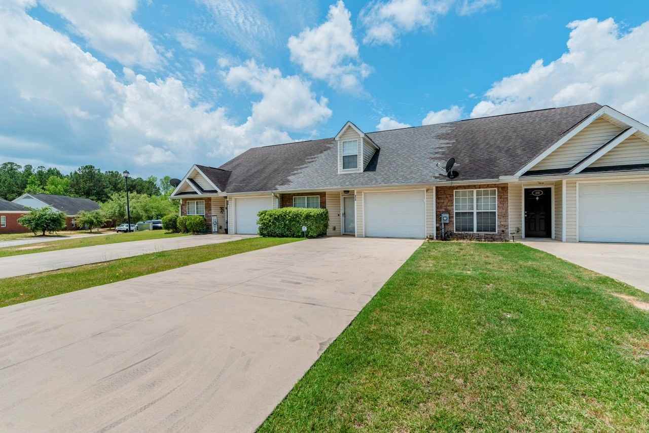 312 Caldwell Cir - Photo 3 of 38