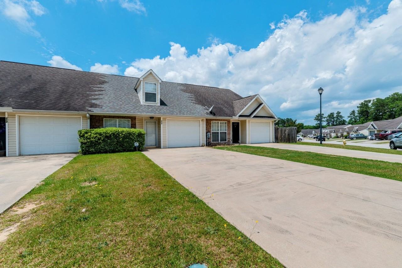 312 Caldwell Cir - Photo 4 of 38