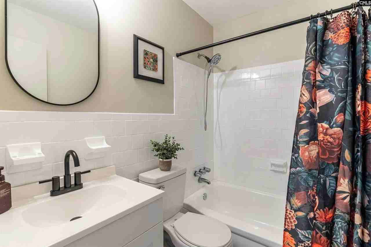 2748 Montgomery Ave #1 - Photo 7 of 8