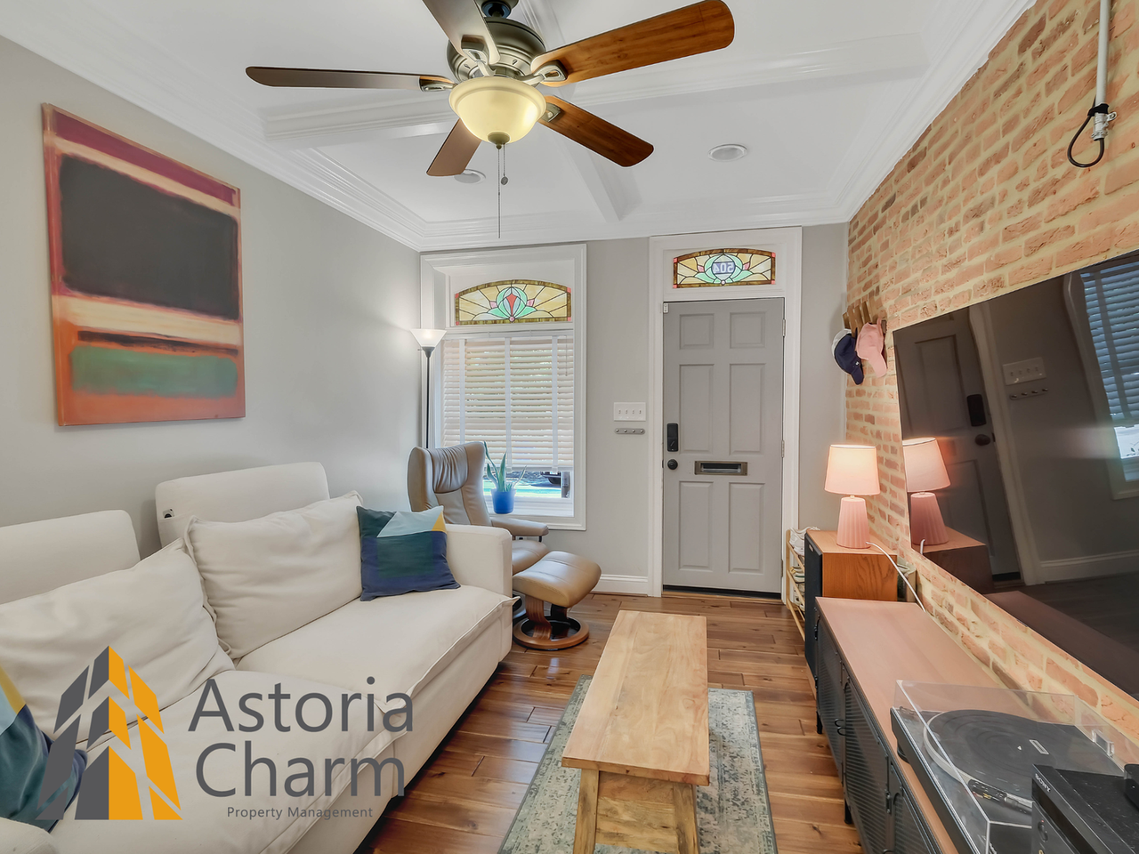 504 South Milton Avenue - Photo 3 of 39